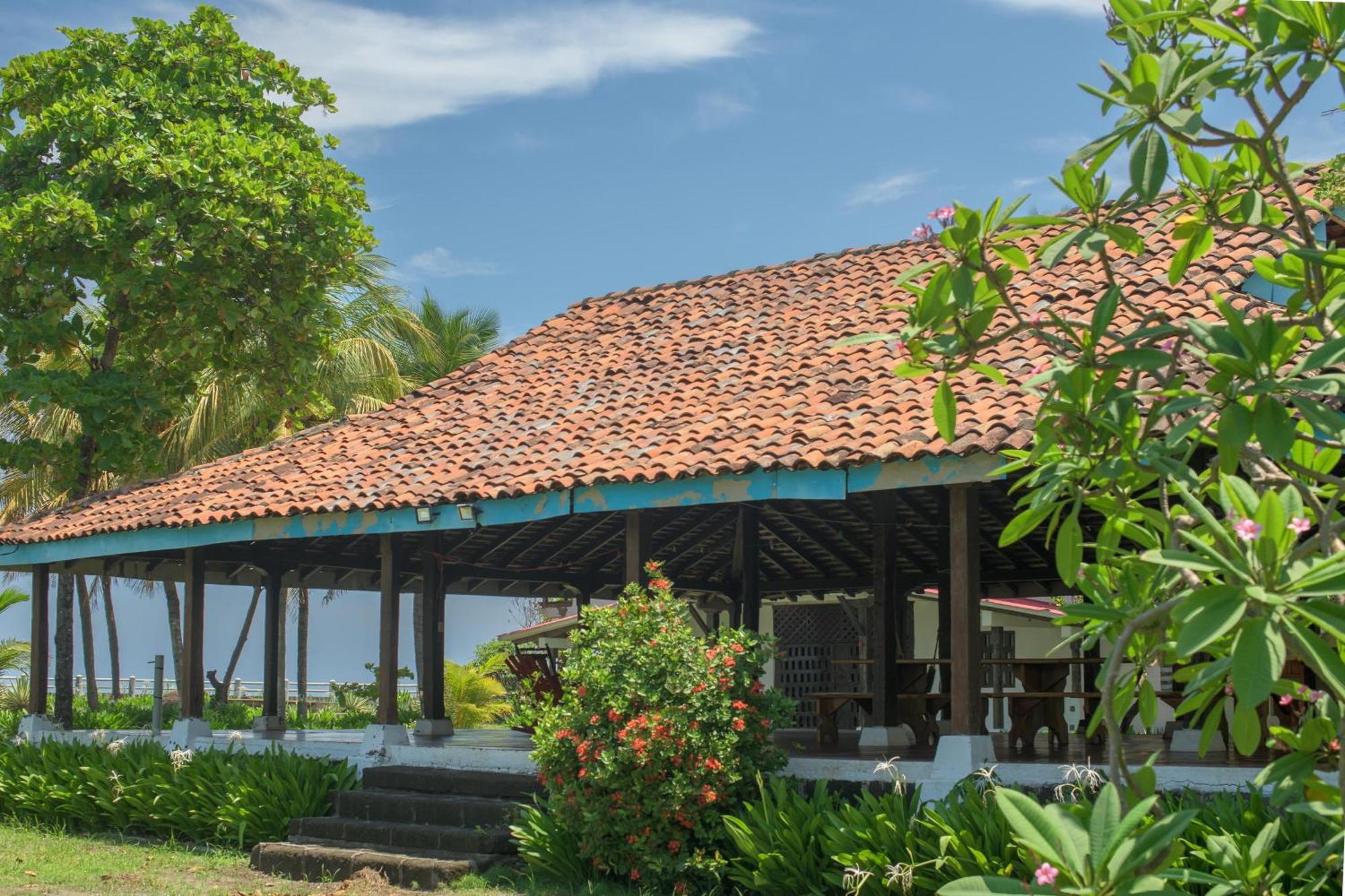 Casa De Playa Los Moncada León Buitenkant foto